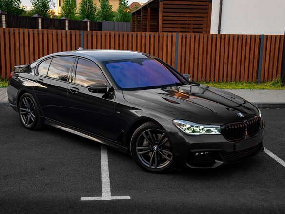 2016 BMW 7 серии 740d xDrive VI (G11/G12), серый, 4500000 рублей