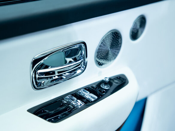 2018 Rolls-Royce Cullinan I (Series I), серый, 27900000 рублей - вид 15