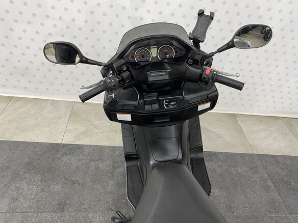 2006 Suzuki Burgman (SkyWave) 400, серебристый, 279000 рублей - вид 15
