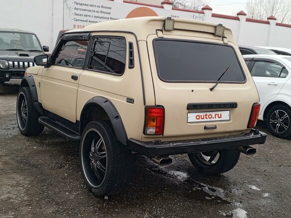 1998 Lada (ВАЗ) 2121 (4x4) I Рестайлинг, бежевый, 650000 рублей - вид 3