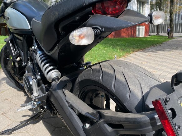 2020 Ducati Scrambler 800, серебристый, 920000 рублей - вид 35