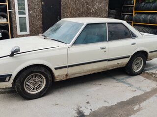 1981 Toyota Mark II IV (X60), белый, 240000 рублей, вид 2