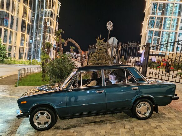 1999 Lada (ВАЗ) 2106 5-speed, зелёный, 350000 рублей - вид 2
