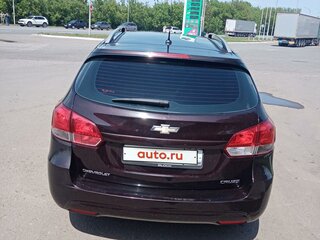 2013 Chevrolet Cruze I Рестайлинг, коричневый, 700000 рублей, вид 3