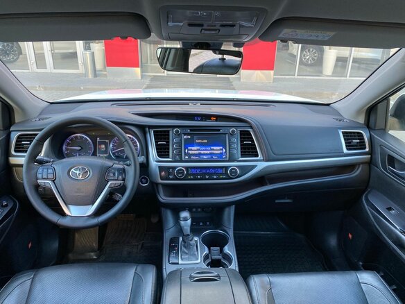 2019 Toyota Highlander III (XU50) Рестайлинг, белый - вид 13