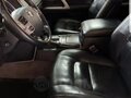 2015 Toyota Land Cruiser 200 Series Рестайлинг 1, серебристый, 6000000 рублей - вид 4