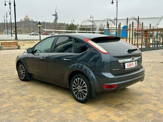 2008 Ford Focus II Рестайлинг, серый, 850000 рублей, вид 5