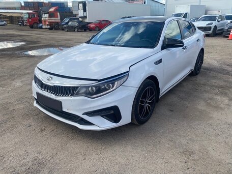 2019 Kia Optima IV Рестайлинг, белый, 892000 рублей, вид 2