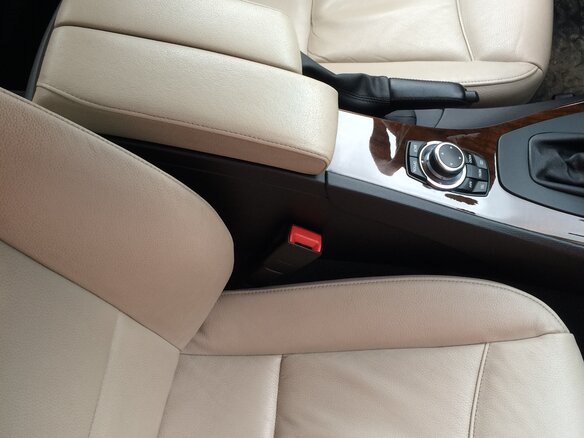 2011 BMW 3 серии 320i V (E90/E91/E92/E93) Рестайлинг, чёрный - вид 8