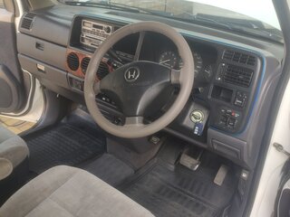 2000 Honda Stepwgn I Рестайлинг, белый, 850000 рублей, вид 5