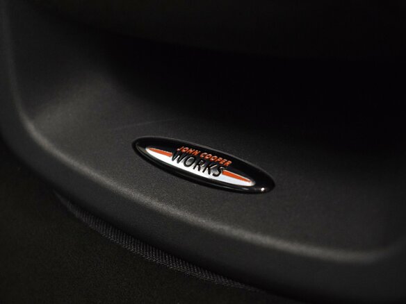 2018 Mini Hatch JCW III (F55/F56) Рестайлинг, серый - вид 28
