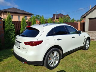 2017 Infiniti QX70, белый, 3100000 рублей, вид 3
