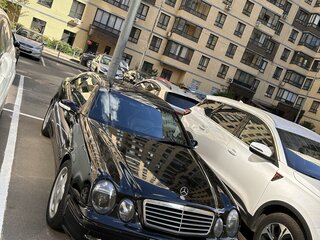 1999 Mercedes-Benz CLK-Класс 200 I (W208), чёрный, 800000 рублей, вид 1