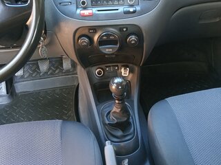 2011 Kia Rio II Рестайлинг, чёрный, 555000 рублей, вид 5