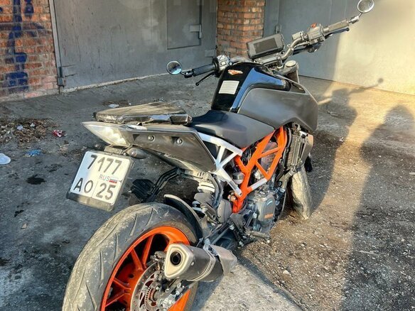2018 KTM 390 Duke, чёрный, 400000 рублей - вид 4