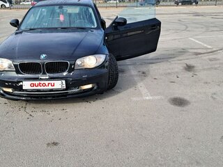 2010 BMW 1 серии 116i I (E81/E82/E87/E88) Рестайлинг, чёрный, 725000 рублей, вид 1