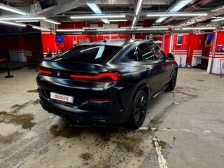 2021 BMW X6 30d III (G06), чёрный, 9750000 рублей, вид 4