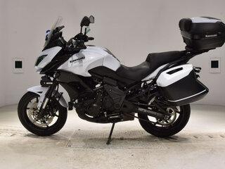 2018 Kawasaki Versys 650, белый, 670000 рублей, вид 3