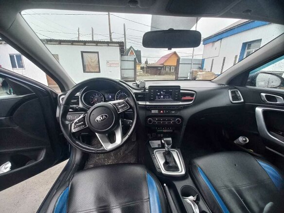 2019 Kia Ceed III, синий, 2000000 рублей - вид 5