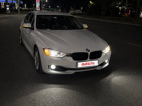 2014 BMW 3 серии 320i VI (F3x), белый, 1700000 рублей - вид 4