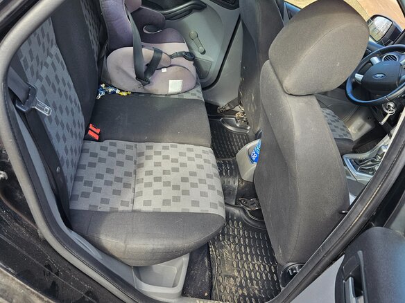 2008 Ford Focus II Рестайлинг, чёрный, 512000 рублей - вид 5