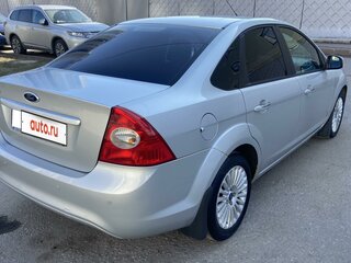 2010 Ford Focus II Рестайлинг, серебристый, 750000 рублей, вид 5