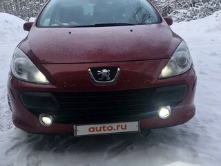 2006 Peugeot 307 I Рестайлинг, красный, 700000 рублей, вид 4