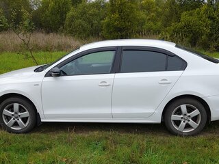 2013 Volkswagen Jetta VI, белый, 840000 рублей, вид 2