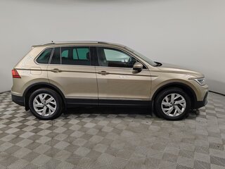 2021 Volkswagen Tiguan II Рестайлинг, коричневый, 2749000 рублей, вид 4