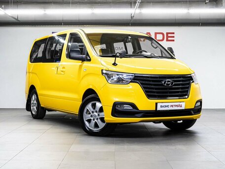 2018 Hyundai Grand Starex I Рестайлинг 2, жёлтый, 2699000 рублей, вид 3