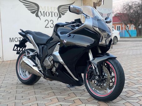 2011 Honda VFR 1200, чёрный, 900000 рублей, вид 1