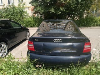 1998 Audi A4 I (B5), синий, 320000 рублей, вид 5