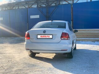 2017 Volkswagen Polo V Рестайлинг, белый, 1100000 рублей, вид 5