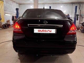 2010 Nissan Tiida I Рестайлинг, чёрный, 950000 рублей, вид 5