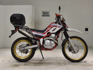 2020 Yamaha XT250 Serow, красный, 650000 рублей, вид 1