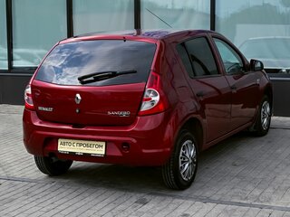 2014 Renault Sandero I, красный, 465000 рублей, вид 5