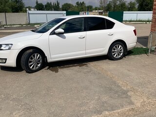 2013 Skoda Octavia III (A7), белый, 1000000 рублей, вид 5