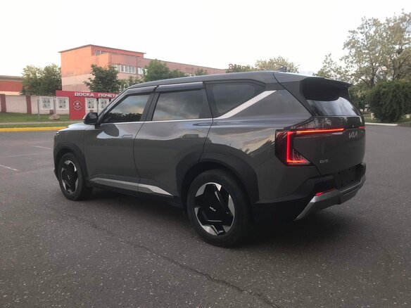 2025 Kia EV5 64.2 kWh, серый, 3000000 рублей - вид 14