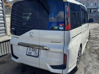 2021 Honda Stepwgn Spada V Рестайлинг, белый, 2530000 рублей, вид 4