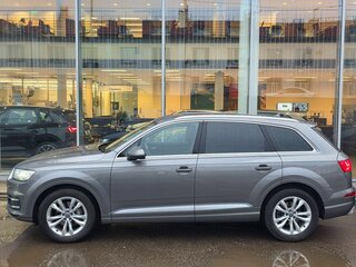 2016 Audi Q7 II (4M), серый, 3700000 рублей, вид 2