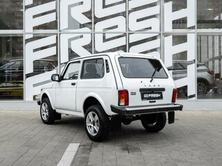 2024 Lada (ВАЗ) Niva Legend I, белый, 740000 рублей, вид 2