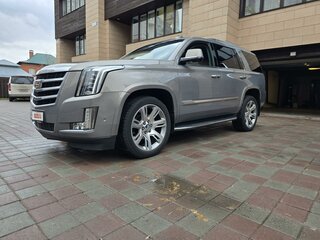 2018 Cadillac Escalade IV, бежевый, 7150000 рублей, вид 1