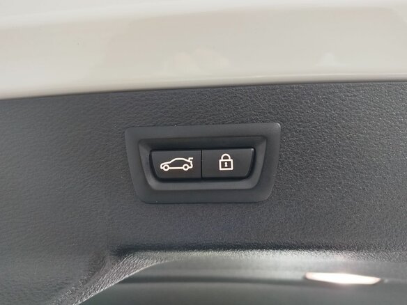 2017 BMW X6 40d II (F16), белый - вид 27