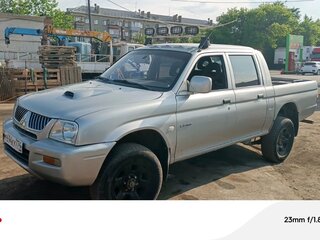 2004 Mitsubishi L200 III, серый, 790000 рублей, вид 2