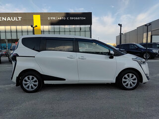 2018 Toyota Sienta II Рестайлинг, белый, 1084704 рублей, вид 4