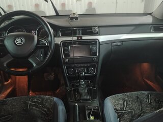 2014 Skoda Superb DSG II Рестайлинг, белый, 1250000 рублей, вид 5