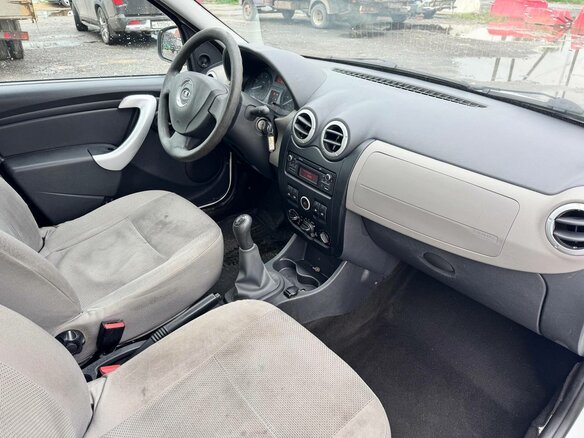 2017 Lada (ВАЗ) Largus I, белый, 639000 рублей - вид 8