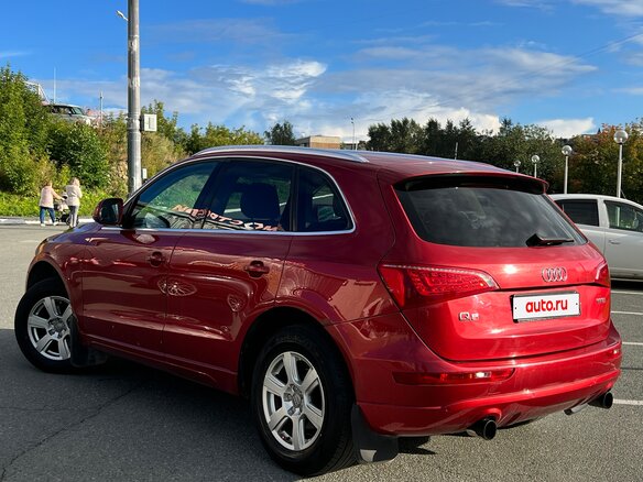 2011 Audi Q5 8tiptronic I (8R), пурпурный, 1480000 рублей - вид 4