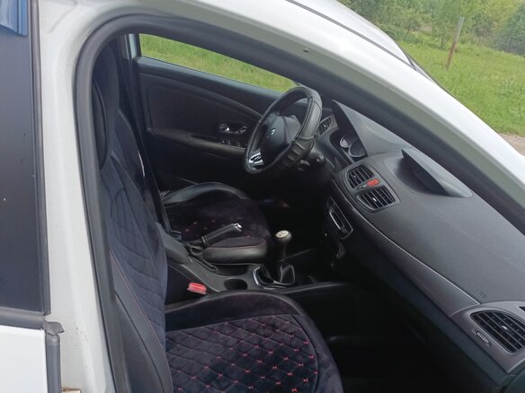 2014 Renault Fluence I Рестайлинг, белый, 650000 рублей - вид 5