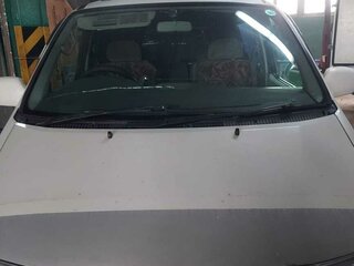 1999 Toyota Regius I Рестайлинг, белый, 670000 рублей, вид 3